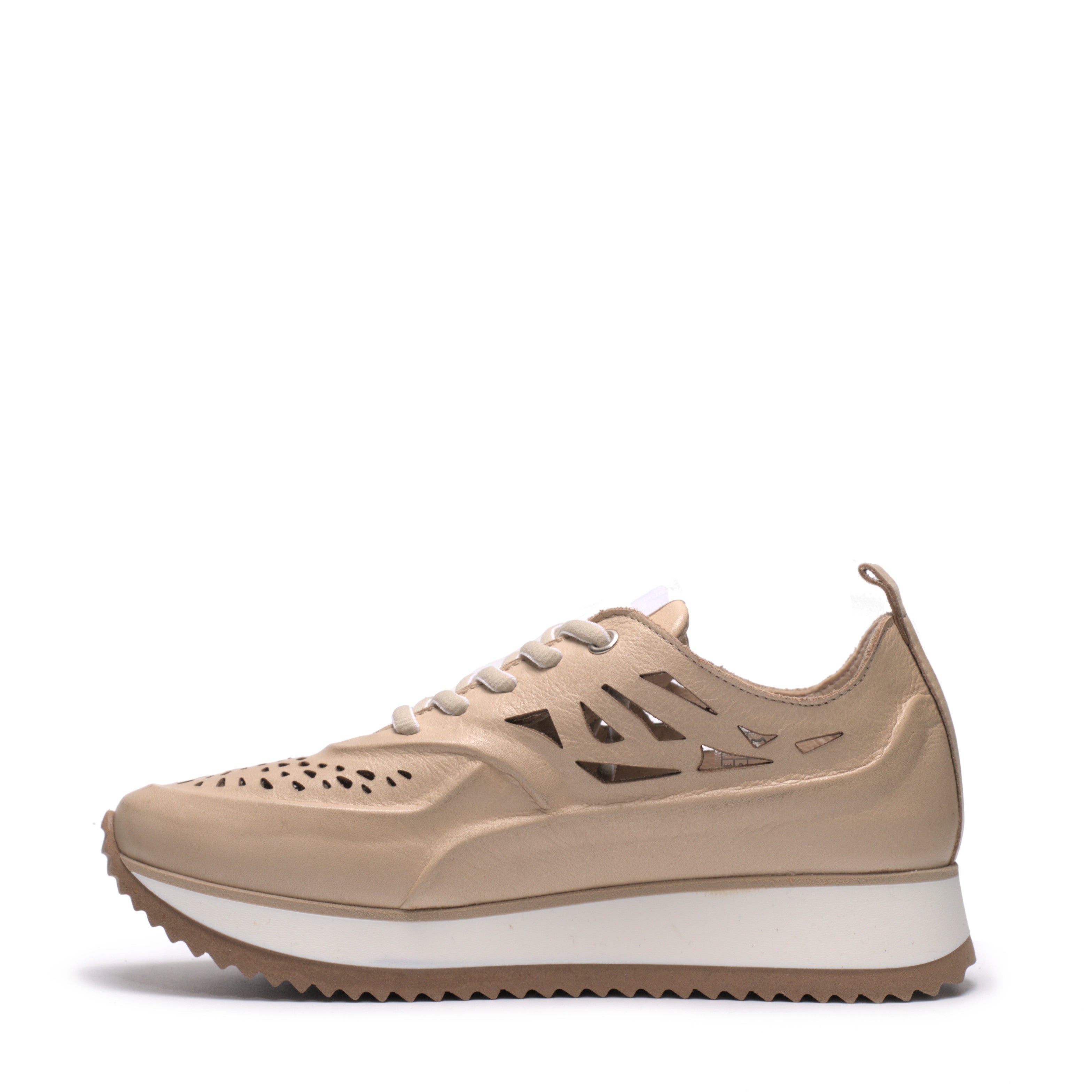 Scarpa Lacci Traforata Suola Gomma Grunland SC2164