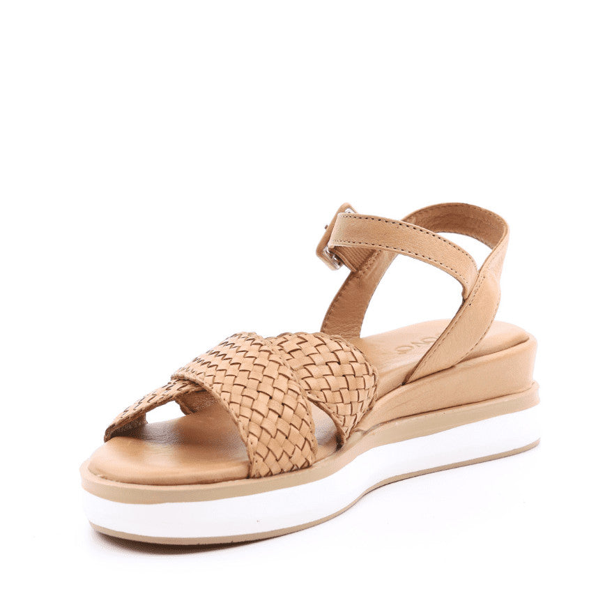 Sandalo Con Tomaia Intrecciata Inuovo 113065
