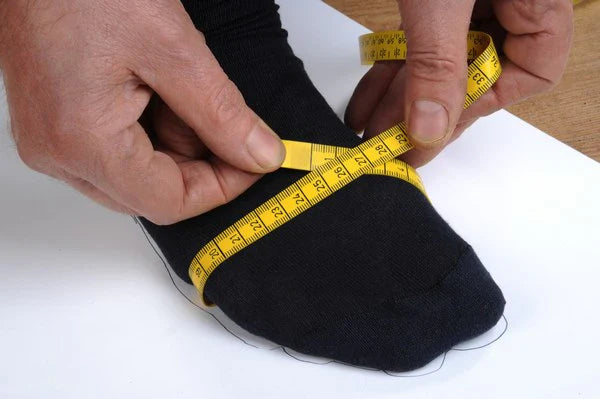 COME SI MISURA UN PIEDE