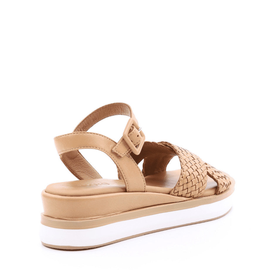 Sandalo Con Tomaia Intrecciata Inuovo 113065