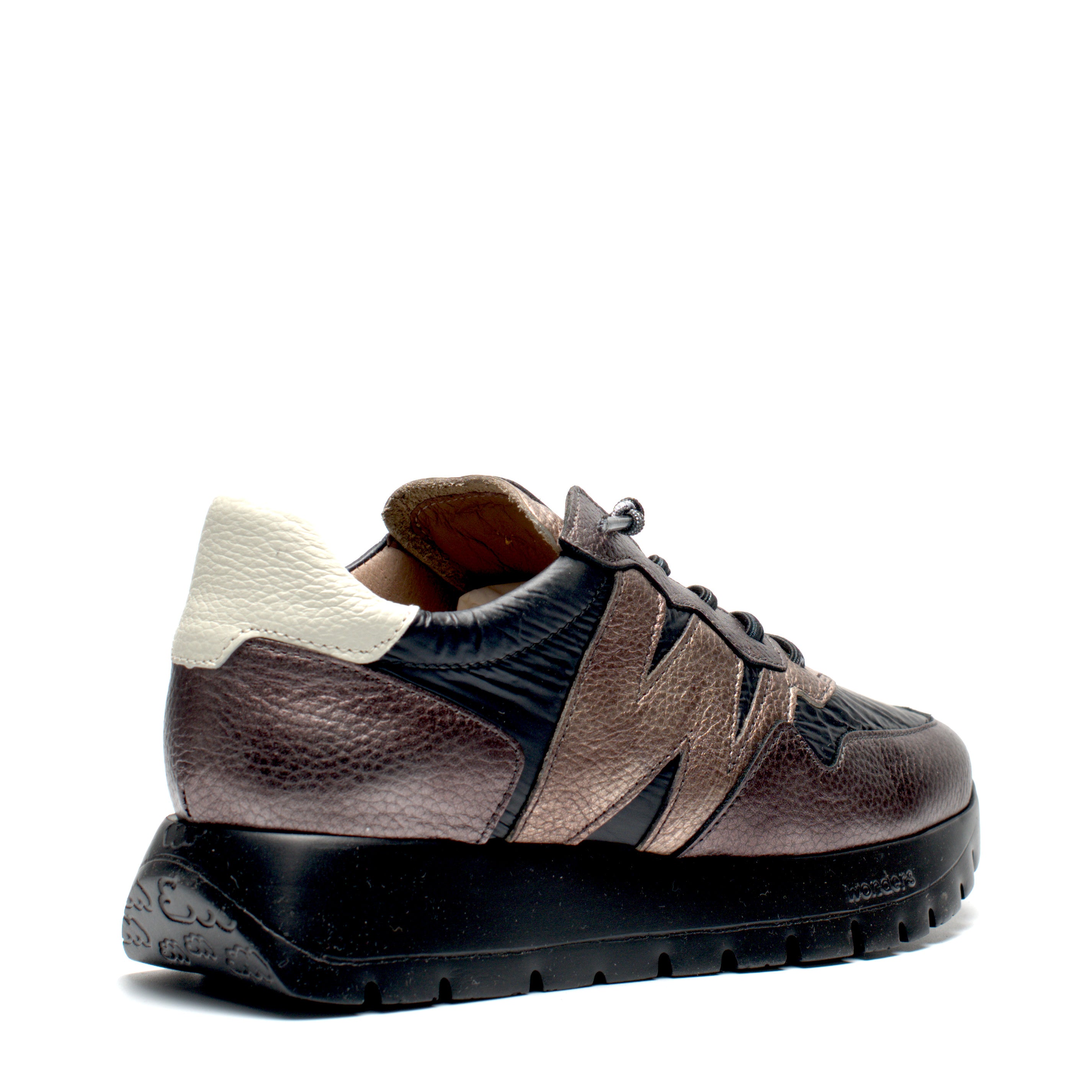 Sneakers Con Lacci Elastici Wonders  A9491